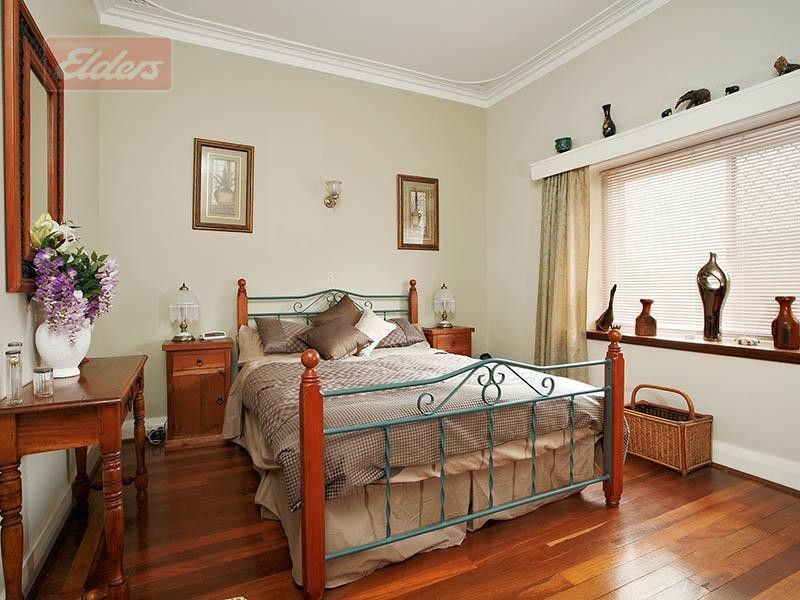 84 Old York Road, Greenmount WA 6056