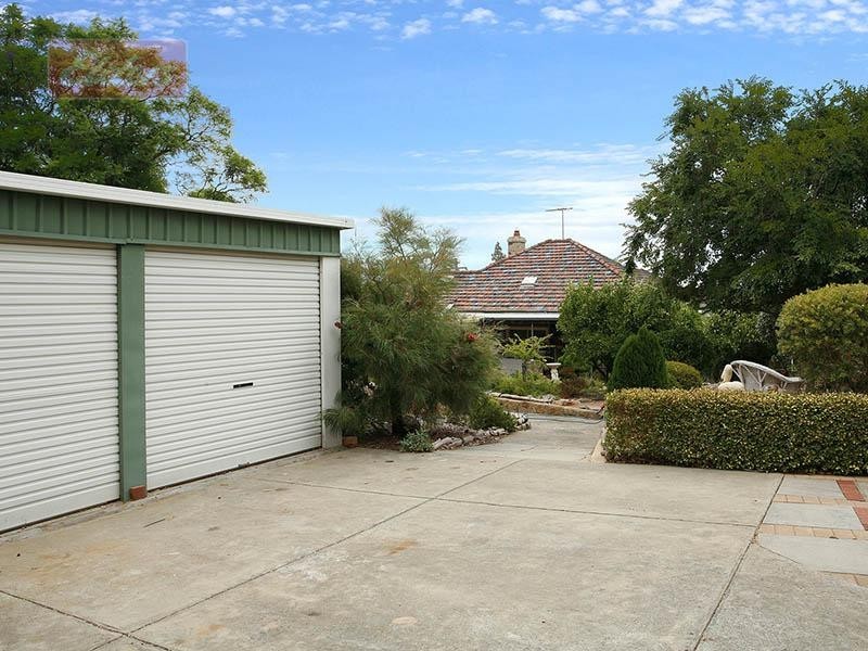 84 Old York Road, Greenmount WA 6056