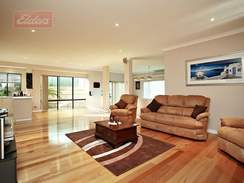 14 Jenkyn Circle, Landsdale WA 6065