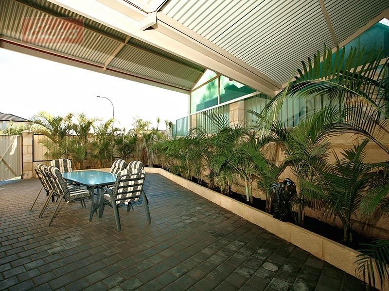 14 Jenkyn Circle, Landsdale WA 6065