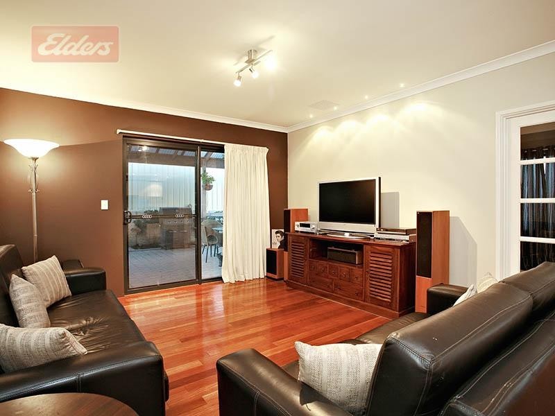 7 Hopper Turn, Madeley WA 6065