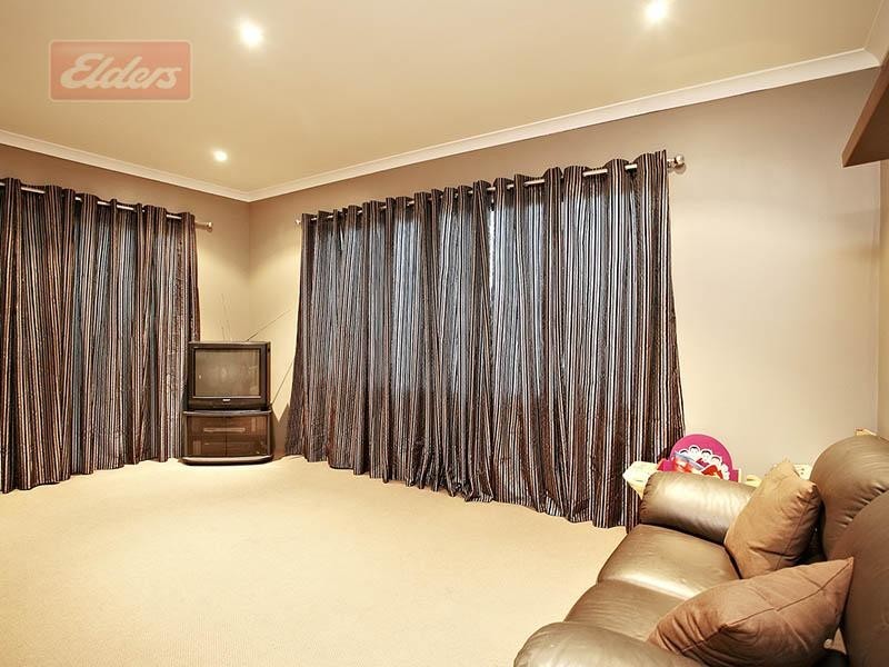 7 Hopper Turn, Madeley WA 6065