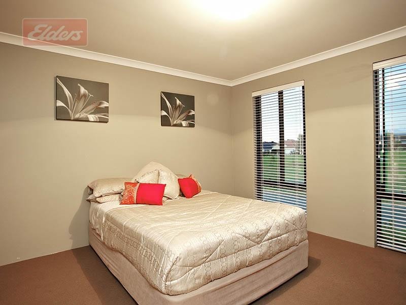 7 Hopper Turn, Madeley WA 6065