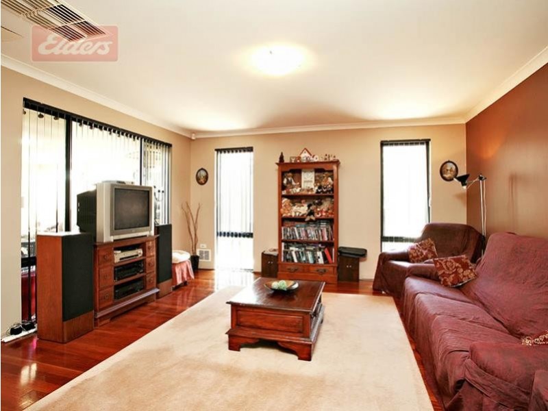 70 Abbotswood Drive, Landsdale WA 6065