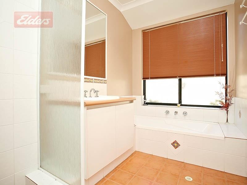 70 Abbotswood Drive, Landsdale WA 6065