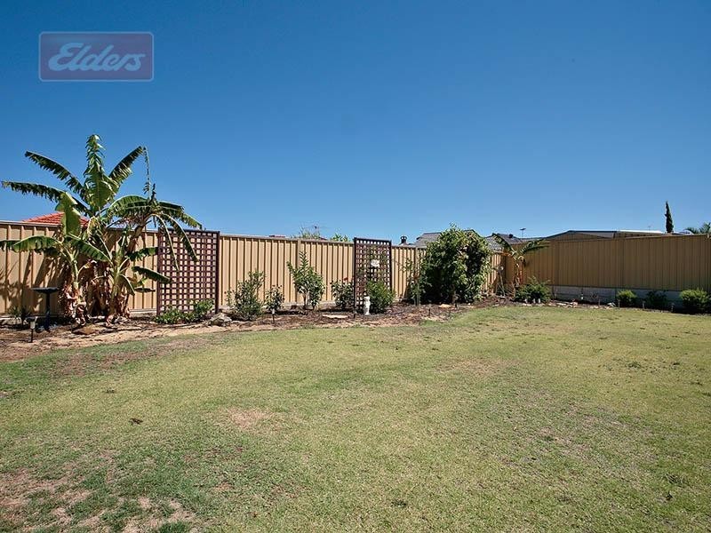 70 Abbotswood Drive, Landsdale WA 6065