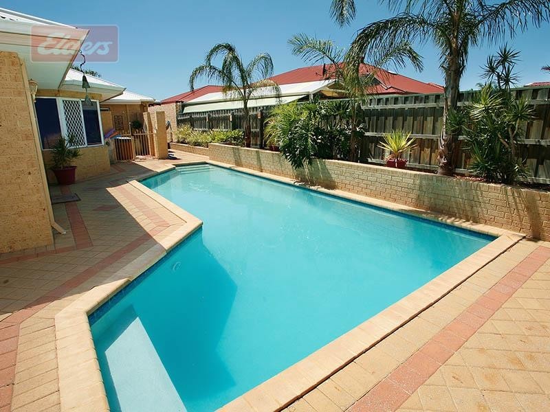 9 Southmead Drive, Landsdale WA 6065