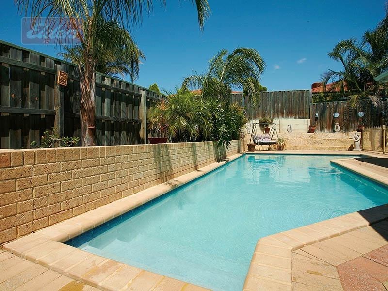 9 Southmead Drive, Landsdale WA 6065