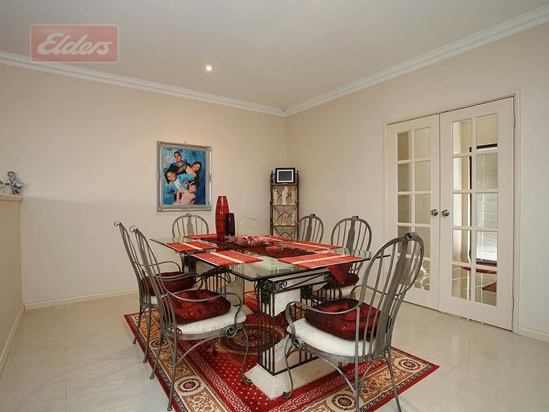 8 Bonfield Drive, Landsdale WA 6065