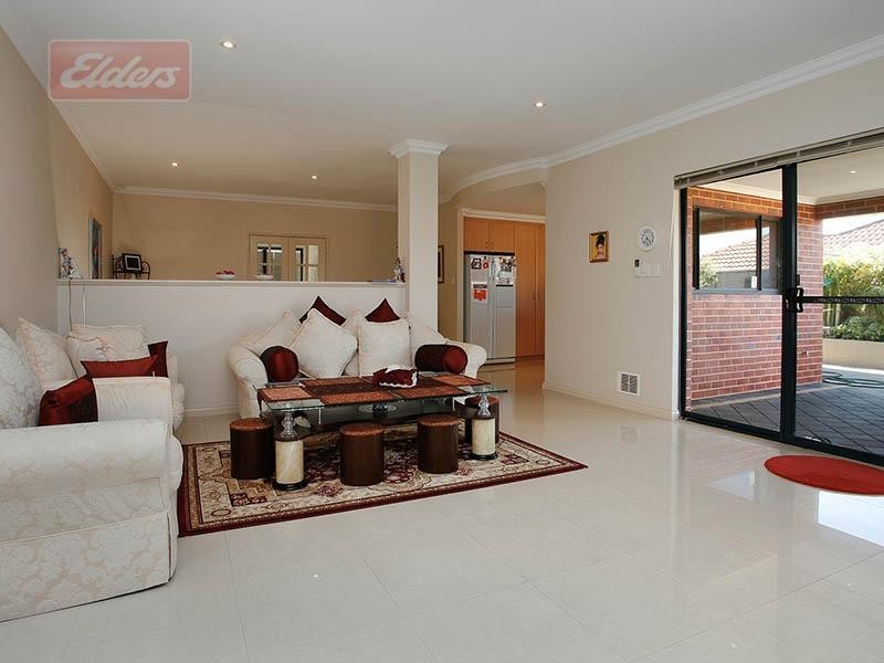 8 Bonfield Drive, Landsdale WA 6065