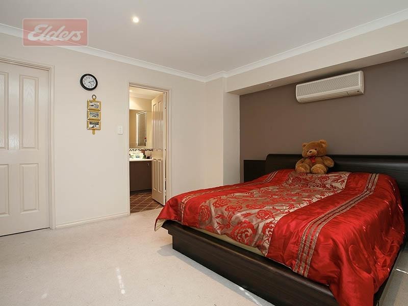 8 Bonfield Drive, Landsdale WA 6065