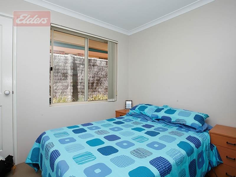 2/1 Brendale Place, Landsdale WA 6065