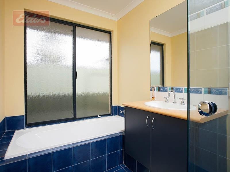 1 Bonfield Drive, Landsdale WA 6065