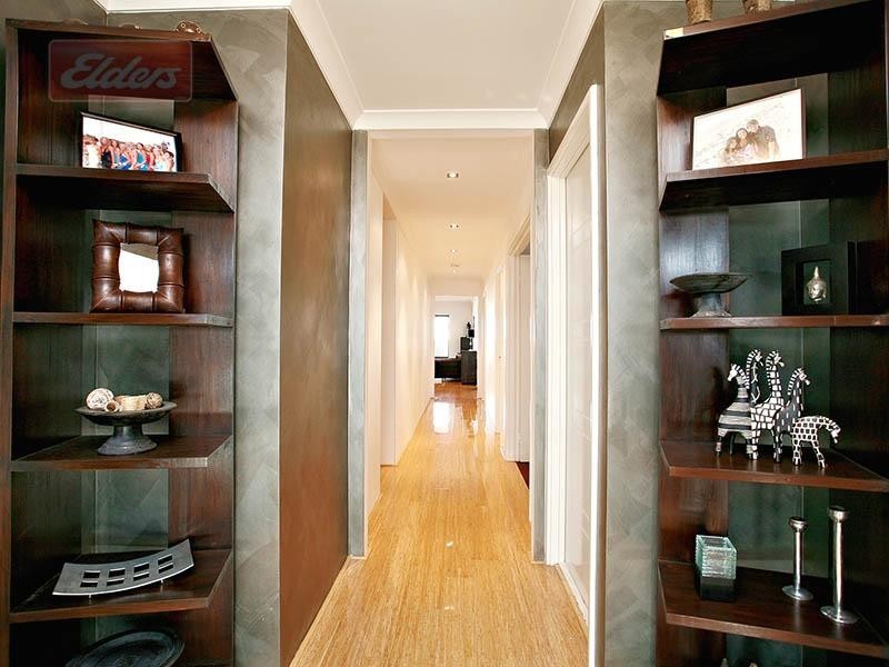 8 Wicklow Circle, Darch WA 6065