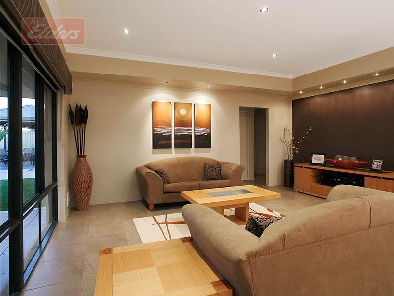 84 Regency Avenue, Madeley WA 6065