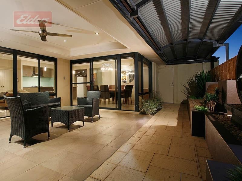 84 Regency Avenue, Madeley WA 6065