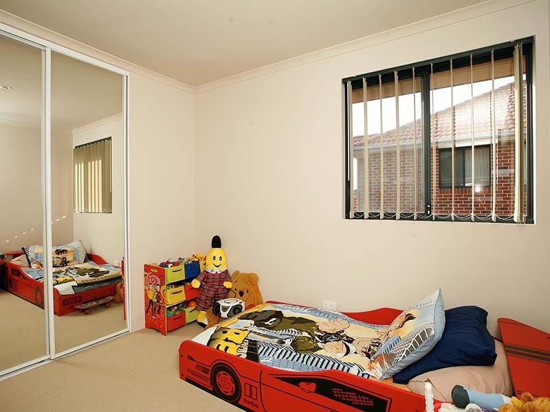 12/40 Hollins Bend, Madeley WA 6065