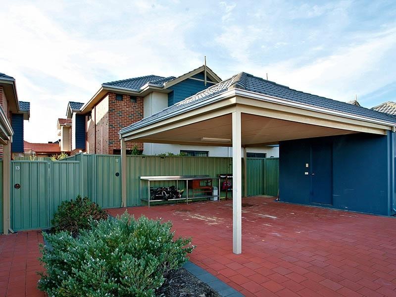 12/40 Hollins Bend, Madeley WA 6065