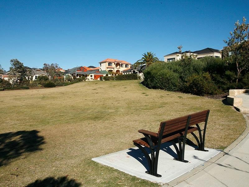 7 Hansen Vista, Landsdale WA 6065