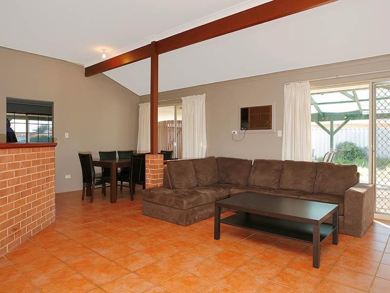 43 Yandal Crescent, Ballajura WA 6066