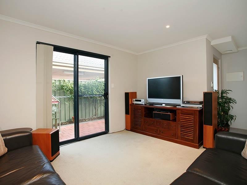 12/40 Hollins Bend, Madeley WA 6065