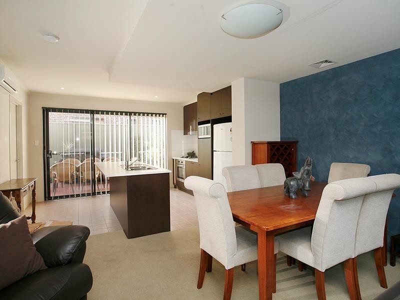 12/40 Hollins Bend, Madeley WA 6065