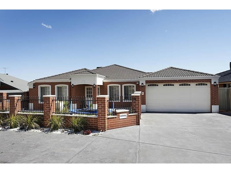 52 Rayner Drive, Landsdale WA 6065