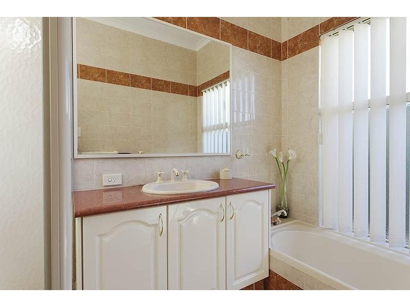 52 Rayner Drive, Landsdale WA 6065