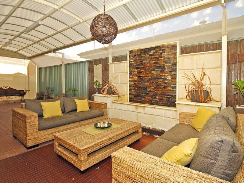 52 Rayner Drive, Landsdale WA 6065