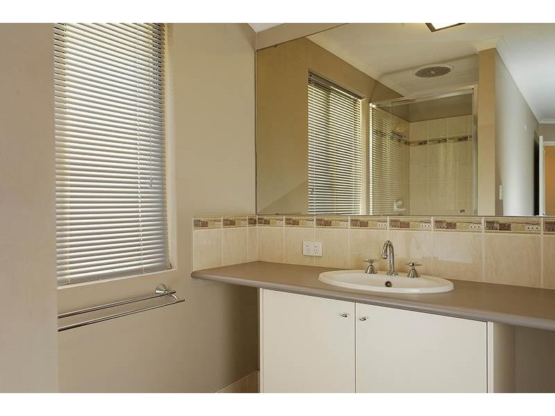 45 Kembla Cirlce, Madeley WA 6065