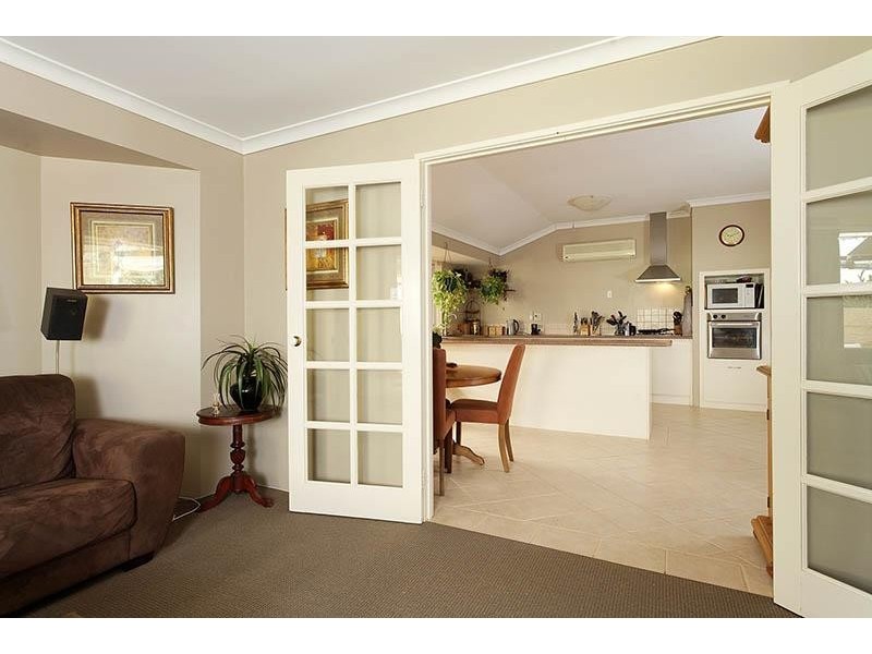 23 Ringrose Heights, Landsdale WA 6065