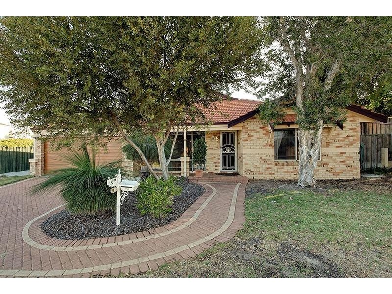 5 Brookway Retreat, Landsdale WA 6065