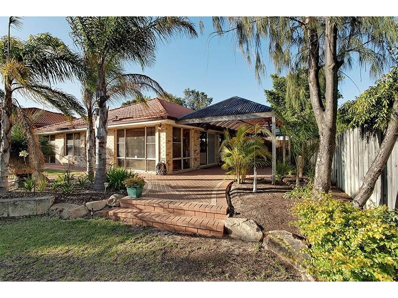 5 Brookway Retreat, Landsdale WA 6065
