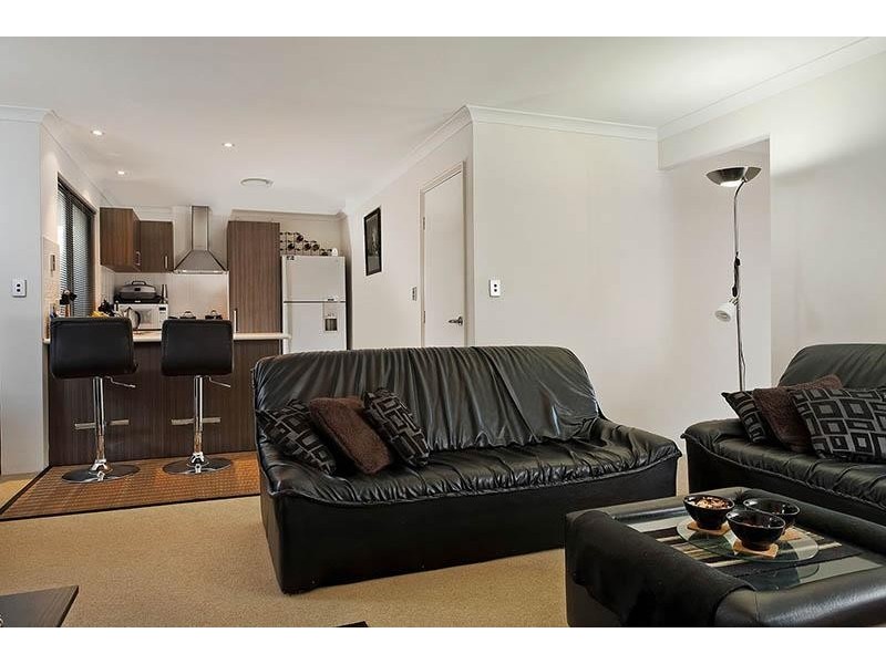 Unit 9 ,15/ Crosthwait Circle, Tapping WA 6065