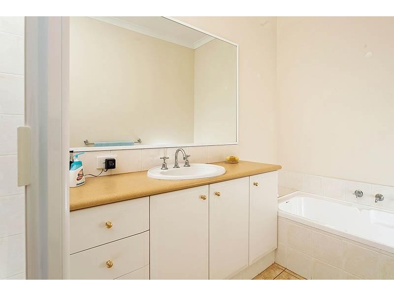 9A Wollong Place, Nollamara WA 6061