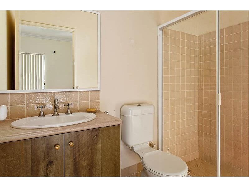 9A Wollong Place, Nollamara WA 6061