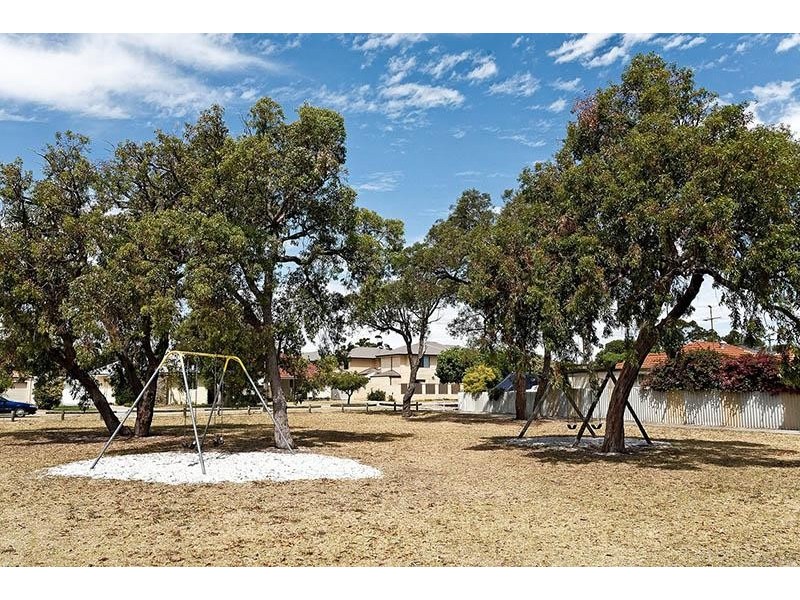 9A Wollong Place, Nollamara WA 6061