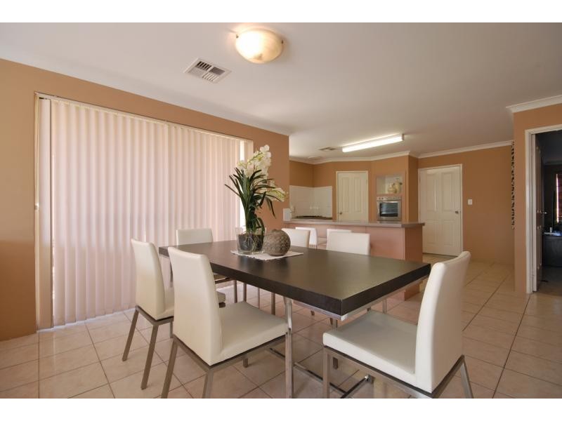 15 Baglione Green, Tapping WA 6065