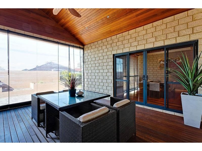 55 Denman Gardens, Landsdale WA 6065