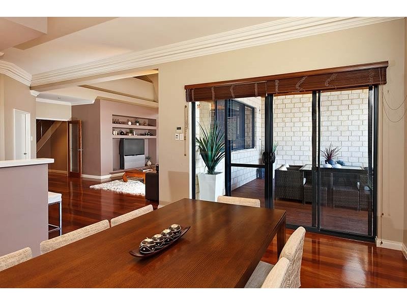 55 Denman Gardens, Landsdale WA 6065