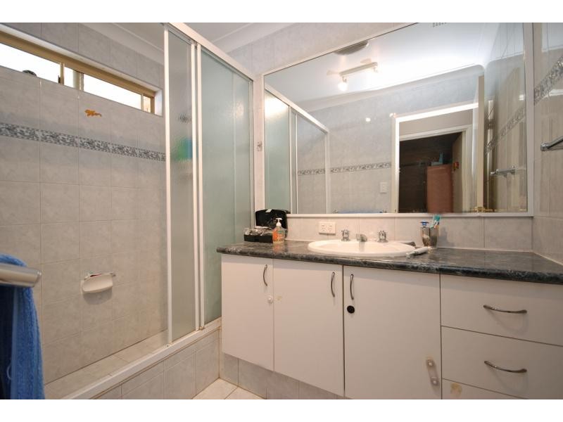 5 Bannerman Court, Marangaroo WA 6064