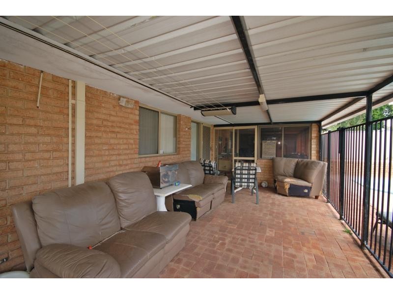 5 Bannerman Court, Marangaroo WA 6064