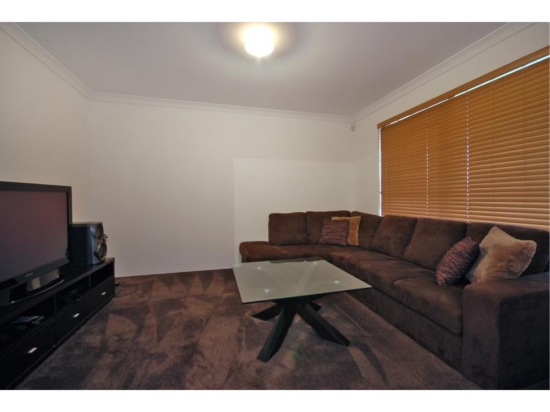 17 Tony Martin Way, Darch WA 6065