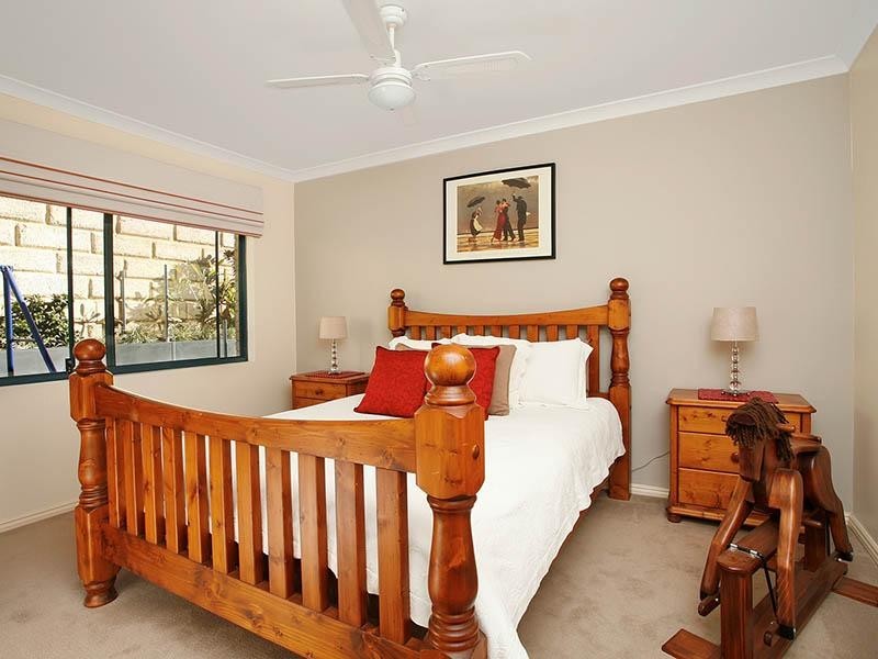 7 Hansen Vista, Landsdale WA 6065