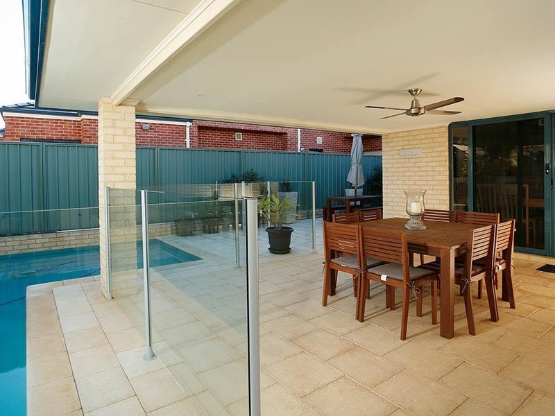 7 Hansen Vista, Landsdale WA 6065