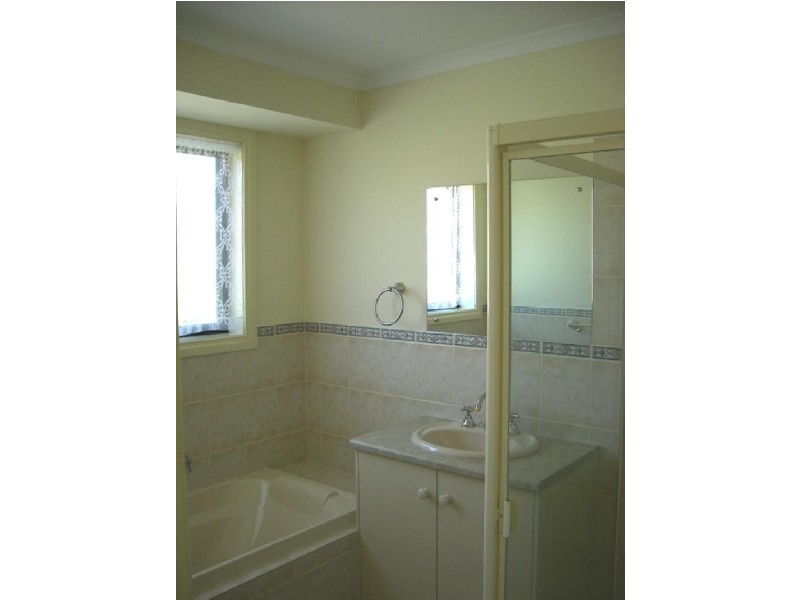 59 PARKER AVENUE, Strathalbyn SA 5255