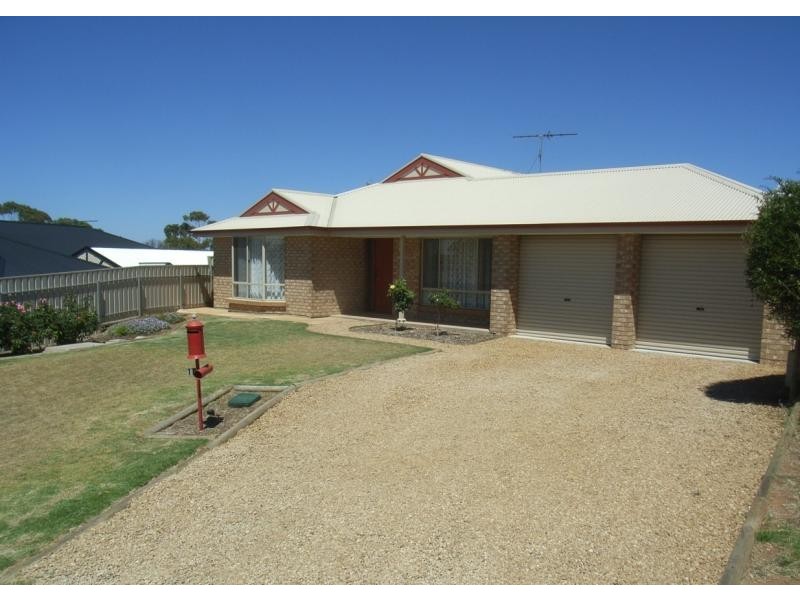 16 CARRUTHERS COURT, Strathalbyn SA 5255
