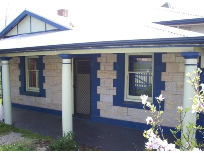 32 Hampden Road, Mount Barker SA 5251