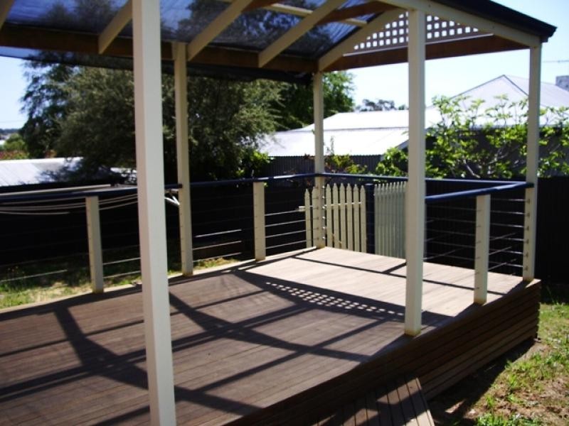 32 Hampden Road, Mount Barker SA 5251