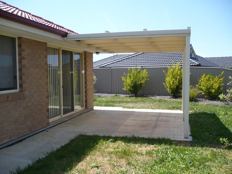 16 Scarborough Way, Mount Barker SA 5251